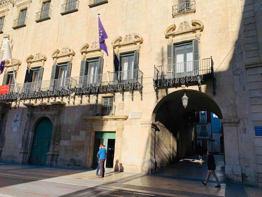 Apartamento Casco Historico , Playa Postiguet Alicante Exterior photo