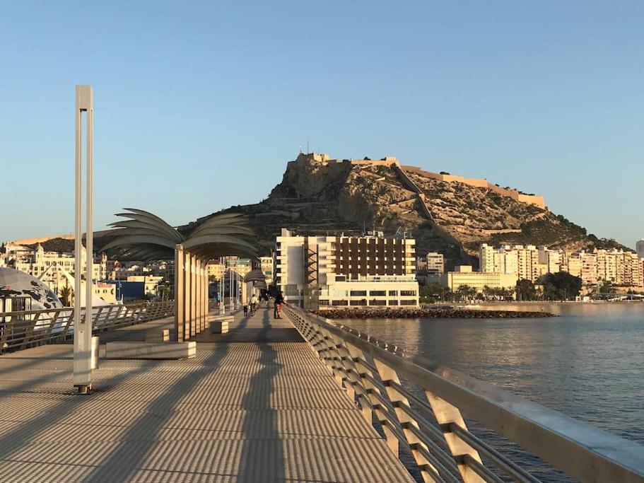 Apartamento Casco Historico , Playa Postiguet Alicante Exterior photo